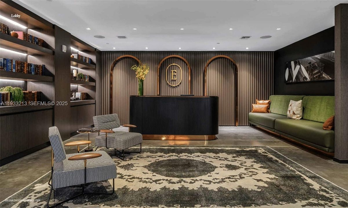 出租: $4,500 (1 贝兹, 2 浴室, 665 平方英尺)