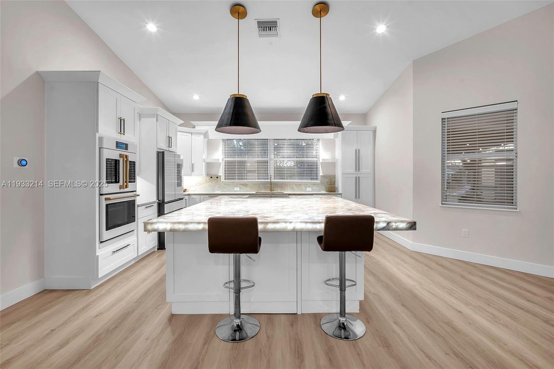 For Sale: $875,000 (4 beds, 2 baths, 2047 Square Feet)