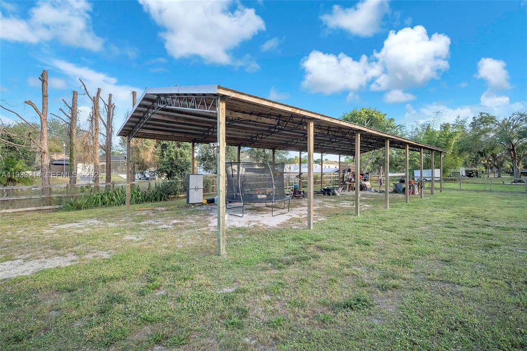 For Sale: $875,000 (4 beds, 2 baths, 2047 Square Feet)