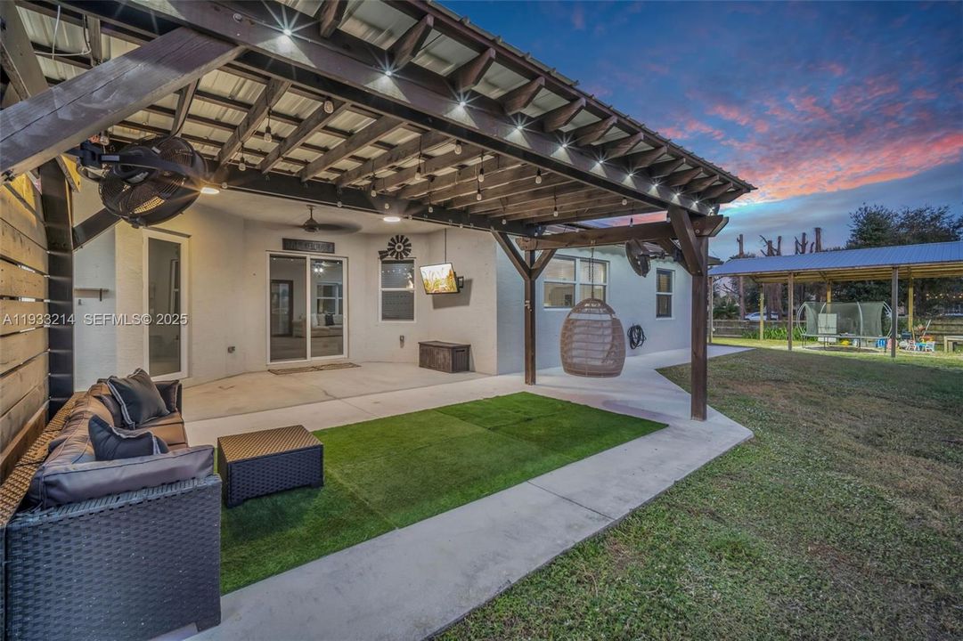 For Sale: $875,000 (4 beds, 2 baths, 2047 Square Feet)