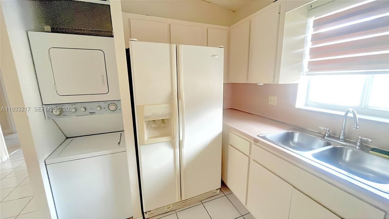 En Renta: $2,300 (2 camas, 2 baños, 765 Pies cuadrados)