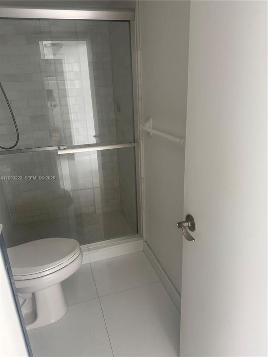 На продажу: $599,000 (2 спален, 2 ванн, 1093 Квадратных фут)