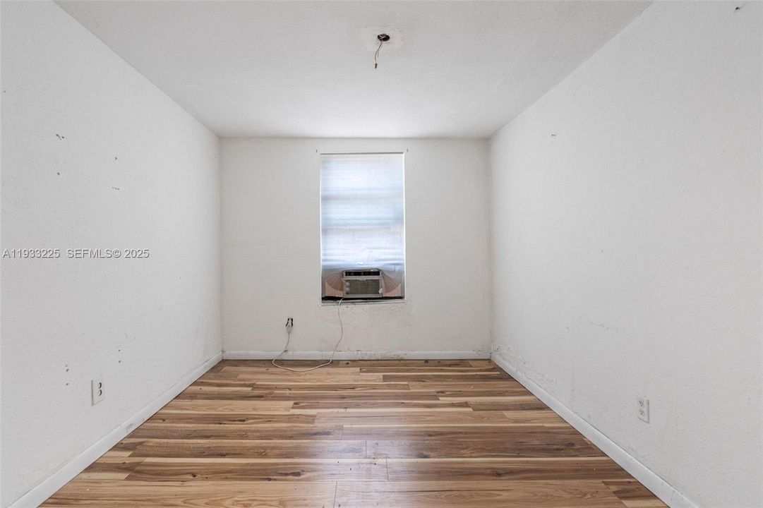 待售: $1,275,000 (0 贝兹, 0 浴室, 0 平方英尺)