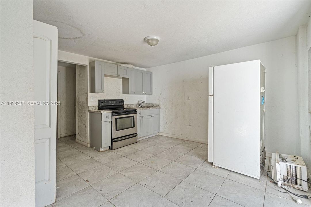 待售: $1,275,000 (0 贝兹, 0 浴室, 0 平方英尺)