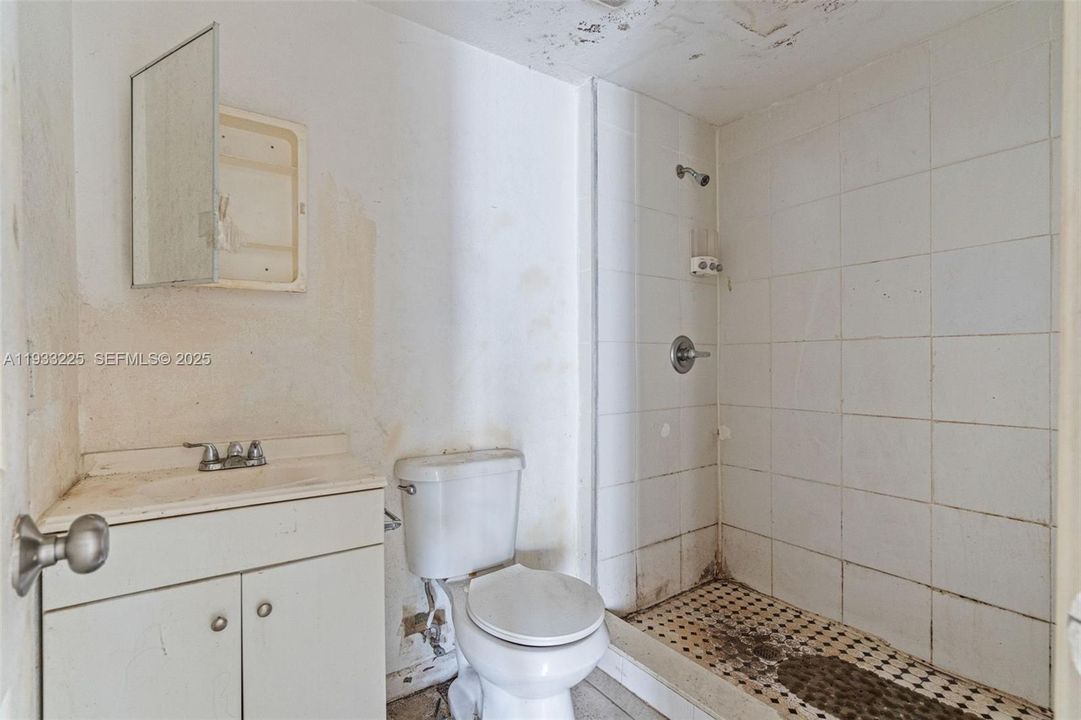 待售: $1,275,000 (0 贝兹, 0 浴室, 0 平方英尺)