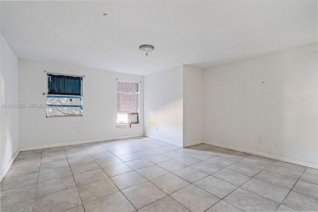 待售: $1,275,000 (0 贝兹, 0 浴室, 0 平方英尺)