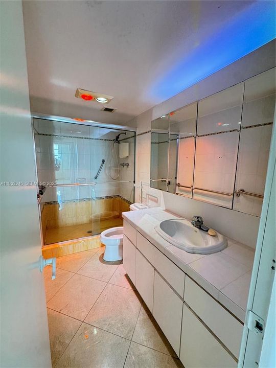 На продажу: $599,000 (3 спален, 2 ванн, 1740 Квадратных фут)