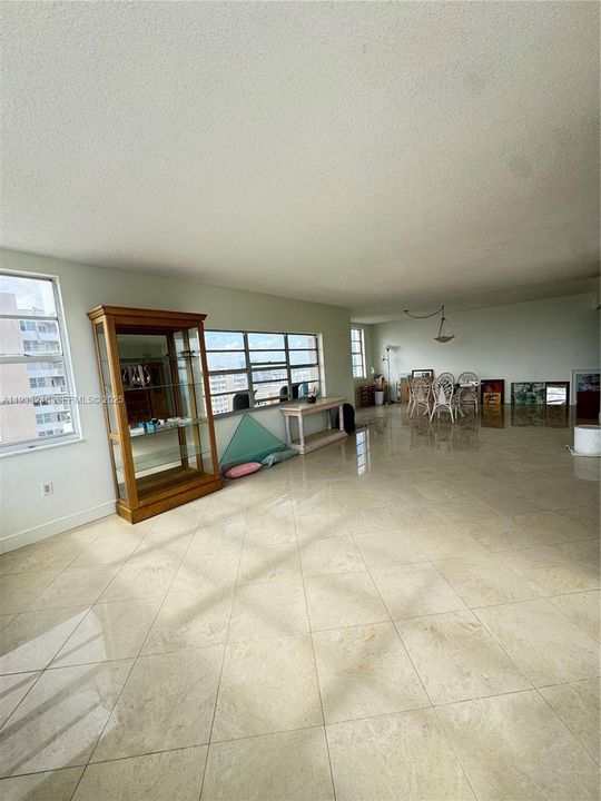 На продажу: $599,000 (3 спален, 2 ванн, 1740 Квадратных фут)