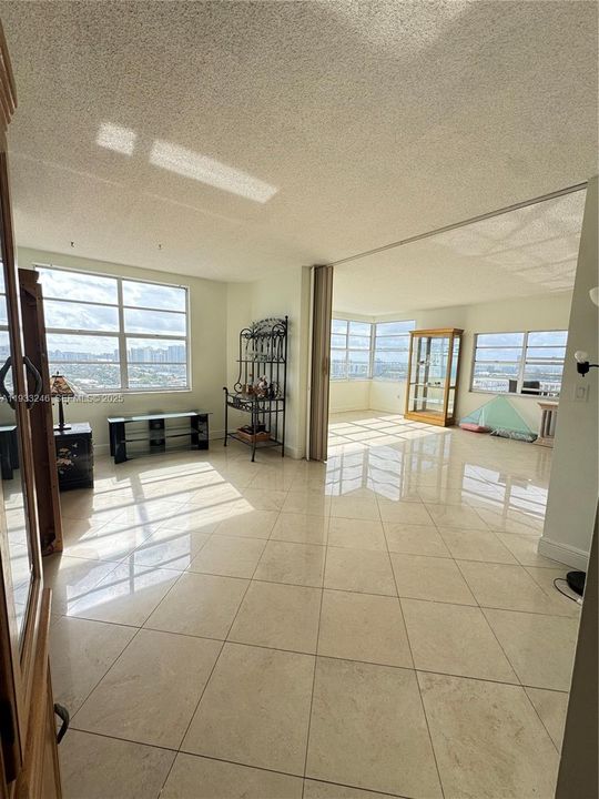 На продажу: $599,000 (3 спален, 2 ванн, 1740 Квадратных фут)