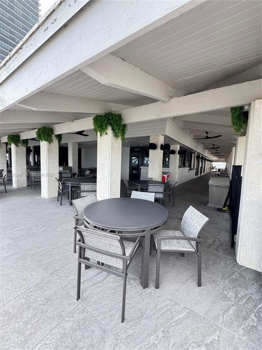 На продажу: $599,000 (3 спален, 2 ванн, 1740 Квадратных фут)