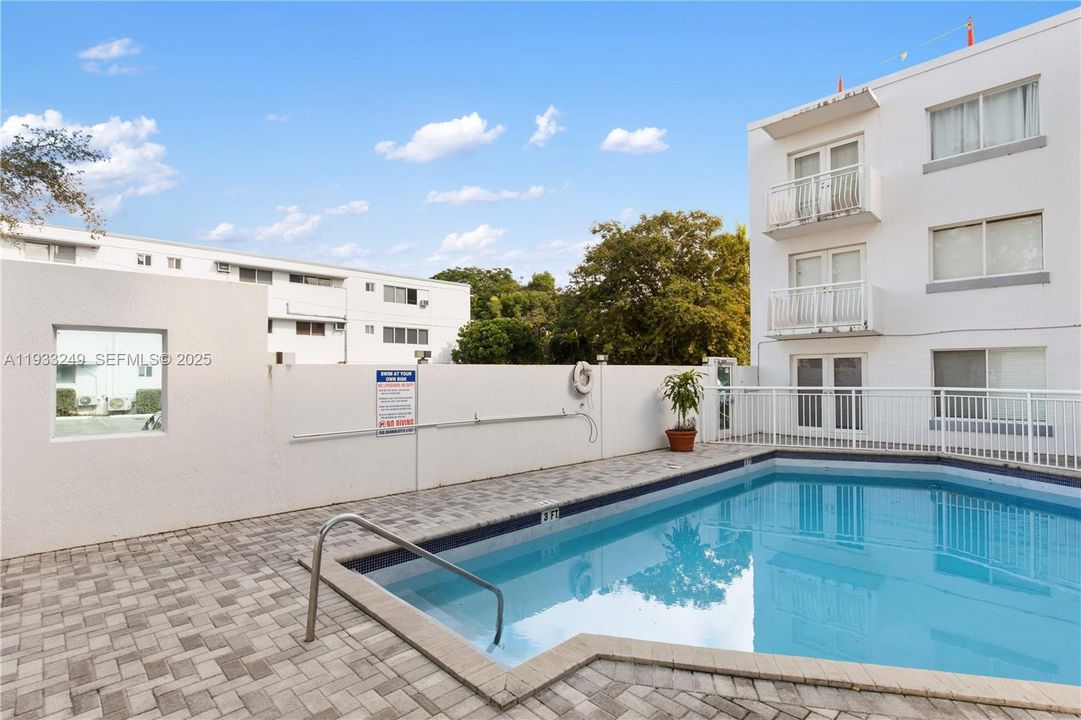 En Venta: $350,000 (1 camas, 1 baños, 630 Pies cuadrados)