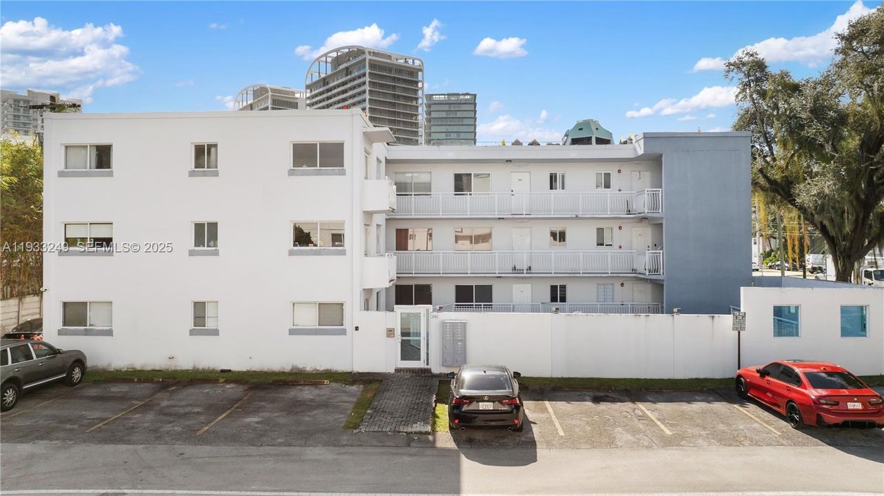 En Venta: $350,000 (1 camas, 1 baños, 630 Pies cuadrados)