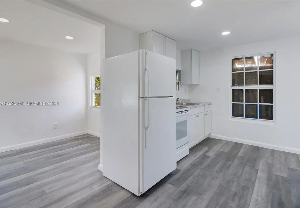 For Sale: $390,000 (0 beds, 0 baths, 973 Square Feet)