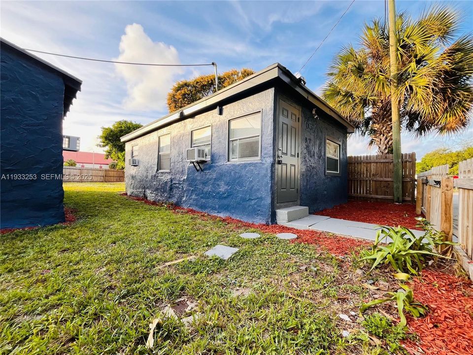 For Sale: $390,000 (0 beds, 0 baths, 973 Square Feet)