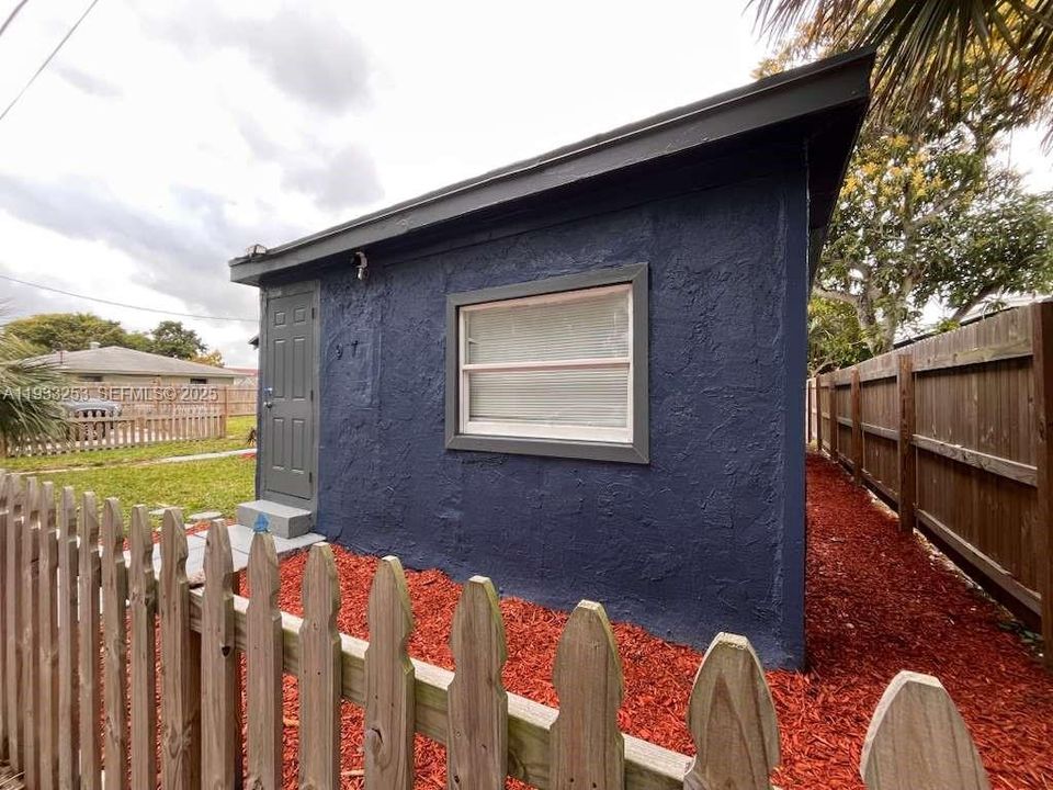 For Sale: $390,000 (0 beds, 0 baths, 973 Square Feet)