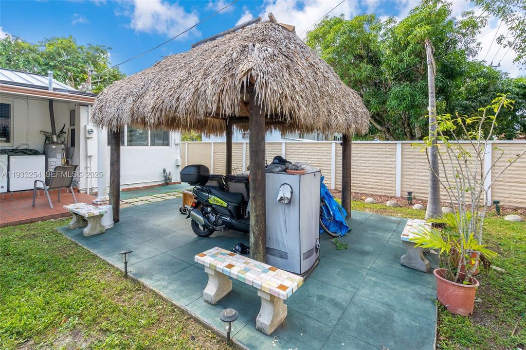 En Venta: $584,900 (2 camas, 1 baños, 1172 Pies cuadrados)