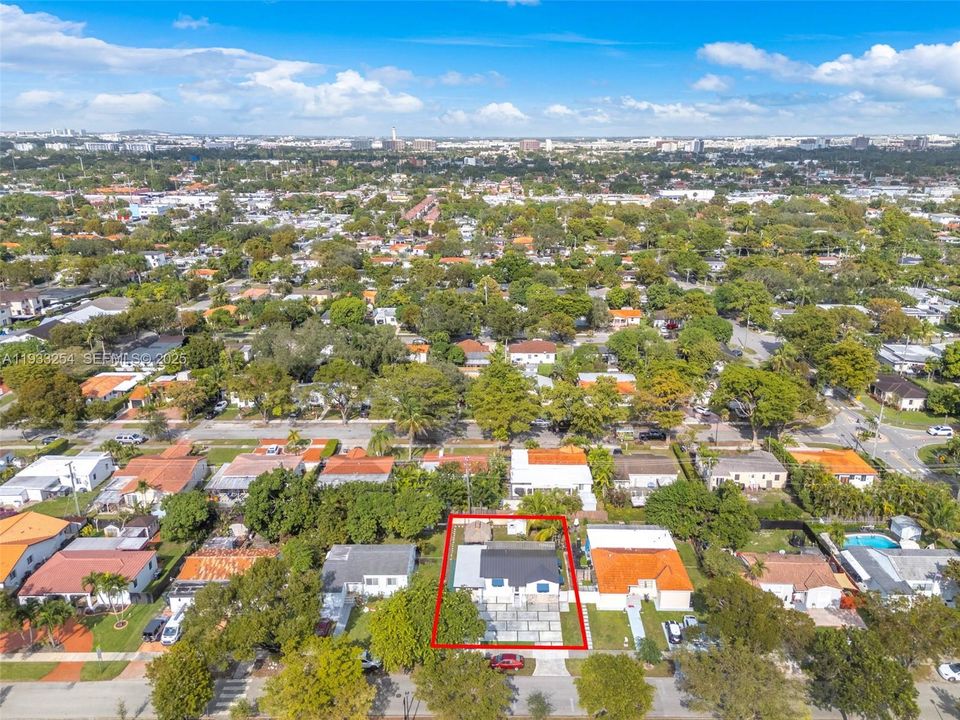 En Venta: $584,900 (2 camas, 1 baños, 1172 Pies cuadrados)