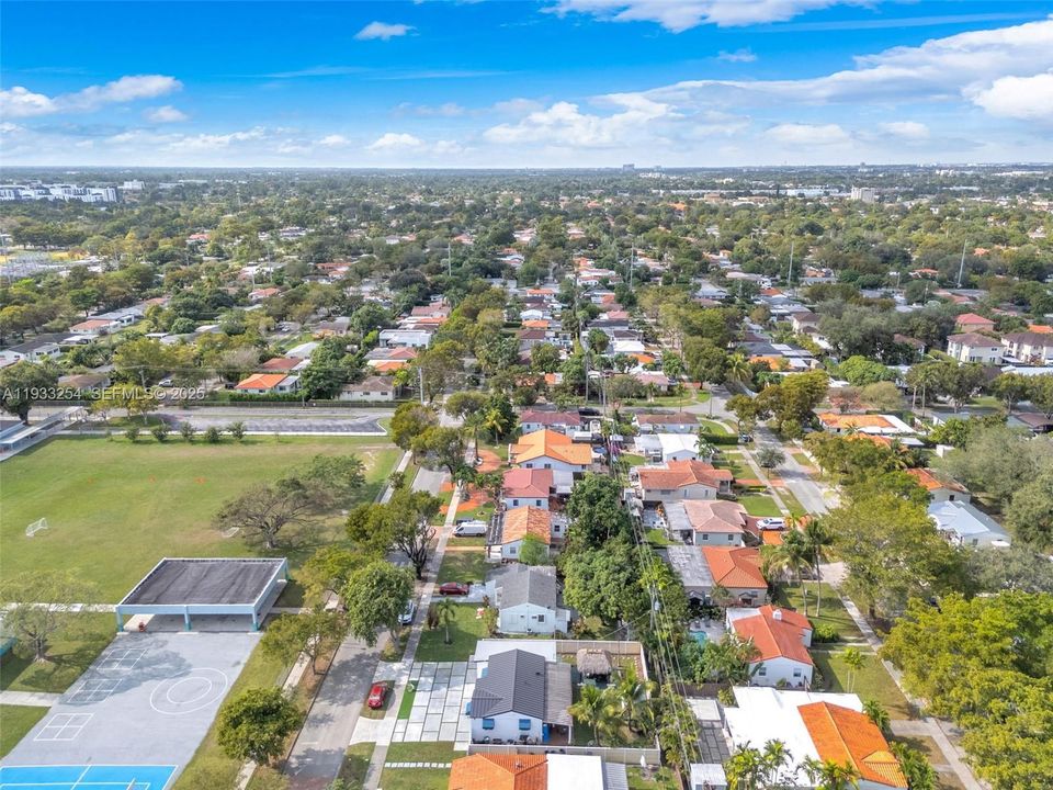 En Venta: $584,900 (2 camas, 1 baños, 1172 Pies cuadrados)