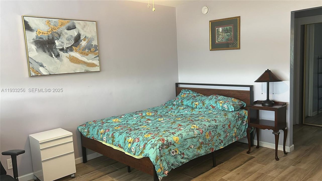 En Renta: $1,800 (2 camas, 1 baños, 935 Pies cuadrados)