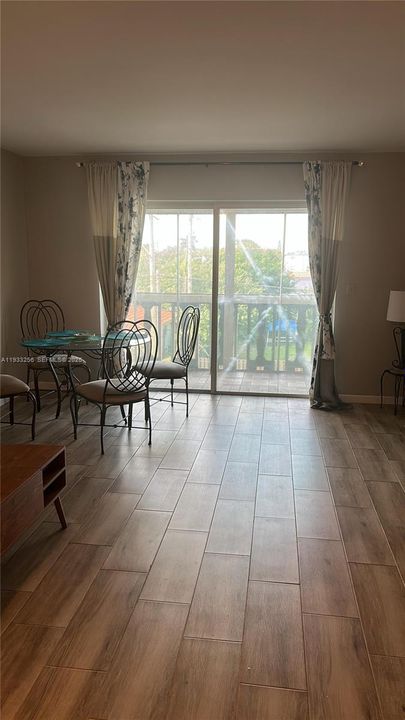 En Renta: $1,800 (2 camas, 1 baños, 935 Pies cuadrados)