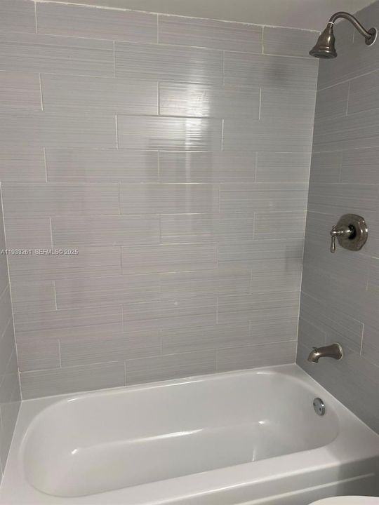 En Renta: $2,100 (2 camas, 2 baños, 984 Pies cuadrados)