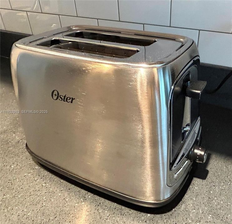 For Rent: $2,200 (1 beds, 1 baths, 412 Square Feet)