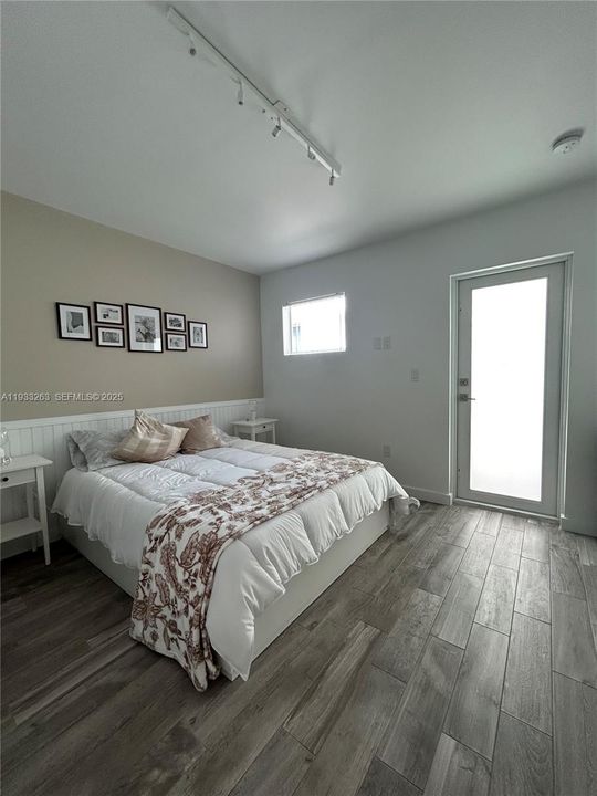 For Rent: $2,200 (1 beds, 1 baths, 412 Square Feet)