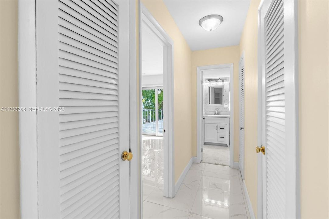 待售: $475,000 (2 贝兹, 1 浴室, 874 平方英尺)