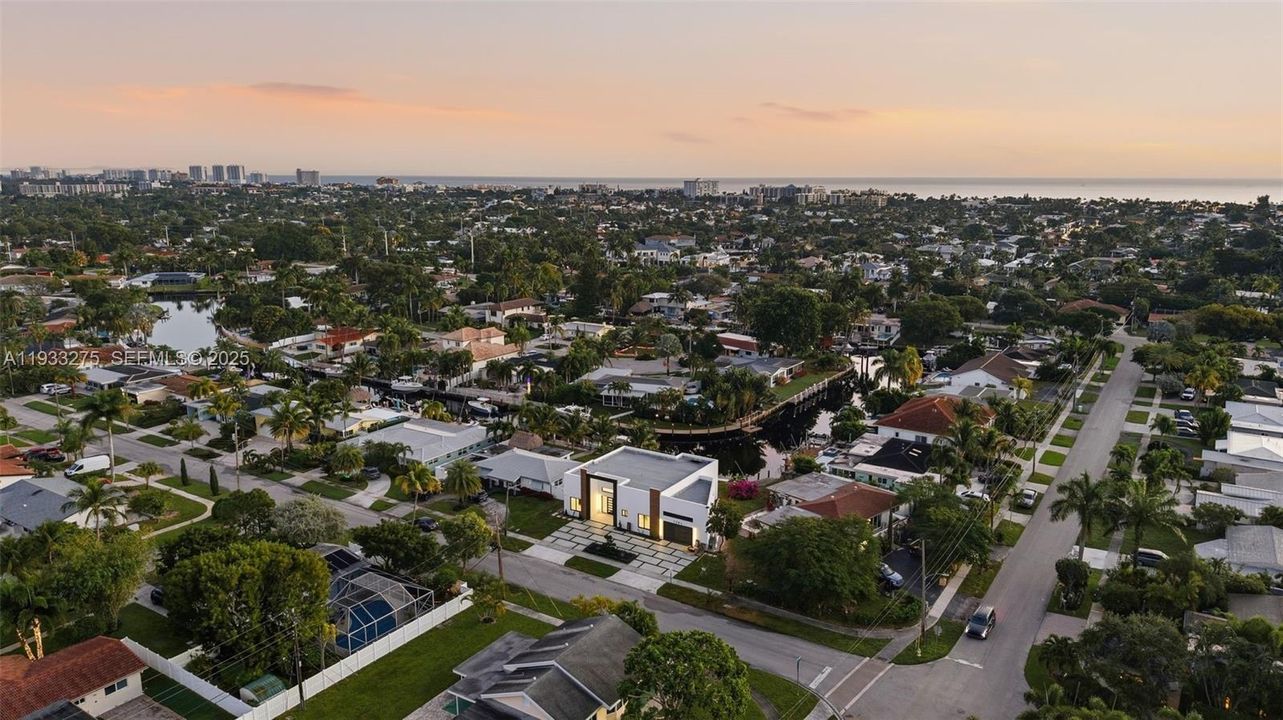 待售: $2,499,000 (3 贝兹, 3 浴室, 2223 平方英尺)