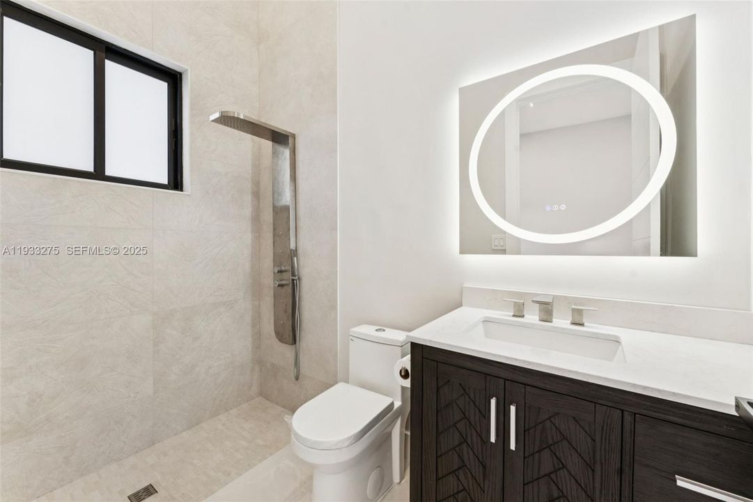 待售: $2,499,000 (3 贝兹, 3 浴室, 2223 平方英尺)