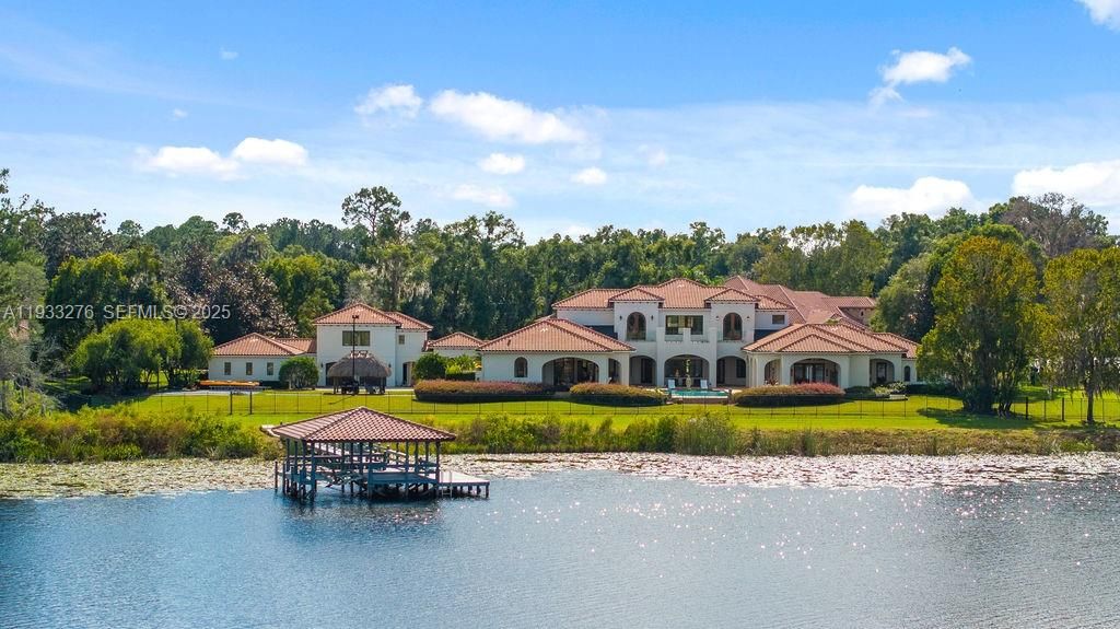 Vendido Recientemente: $4,199,000 (5 camas, 5 baños, 9239 Pies cuadrados)