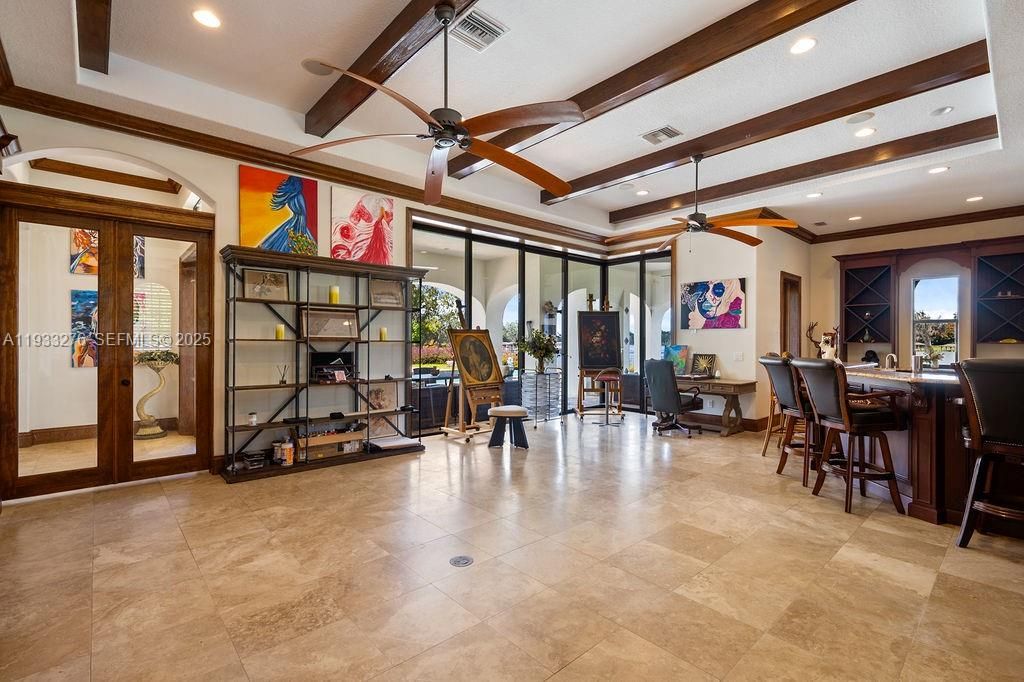 Vendido Recientemente: $4,199,000 (5 camas, 5 baños, 9239 Pies cuadrados)