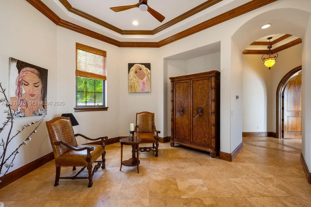Vendido Recientemente: $4,199,000 (5 camas, 5 baños, 9239 Pies cuadrados)