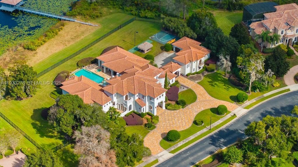 Vendido Recientemente: $4,199,000 (5 camas, 5 baños, 9239 Pies cuadrados)