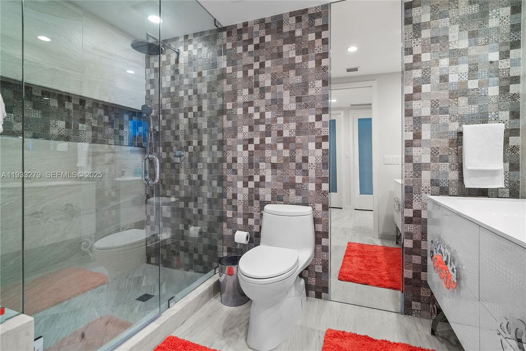 En Renta: $10,000 (3 camas, 3 baños, 1885 Pies cuadrados)