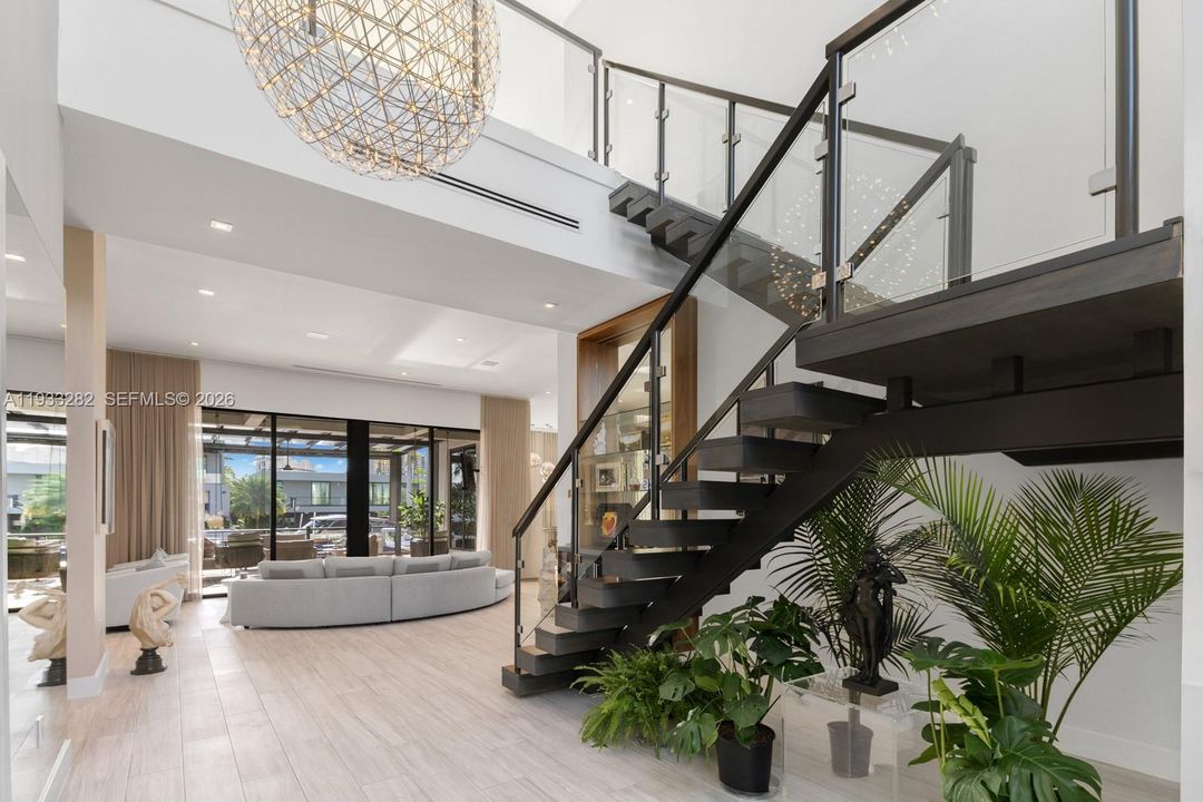 For Sale: $7,700,000 (6 beds, 7 baths, 4854 Square Feet)