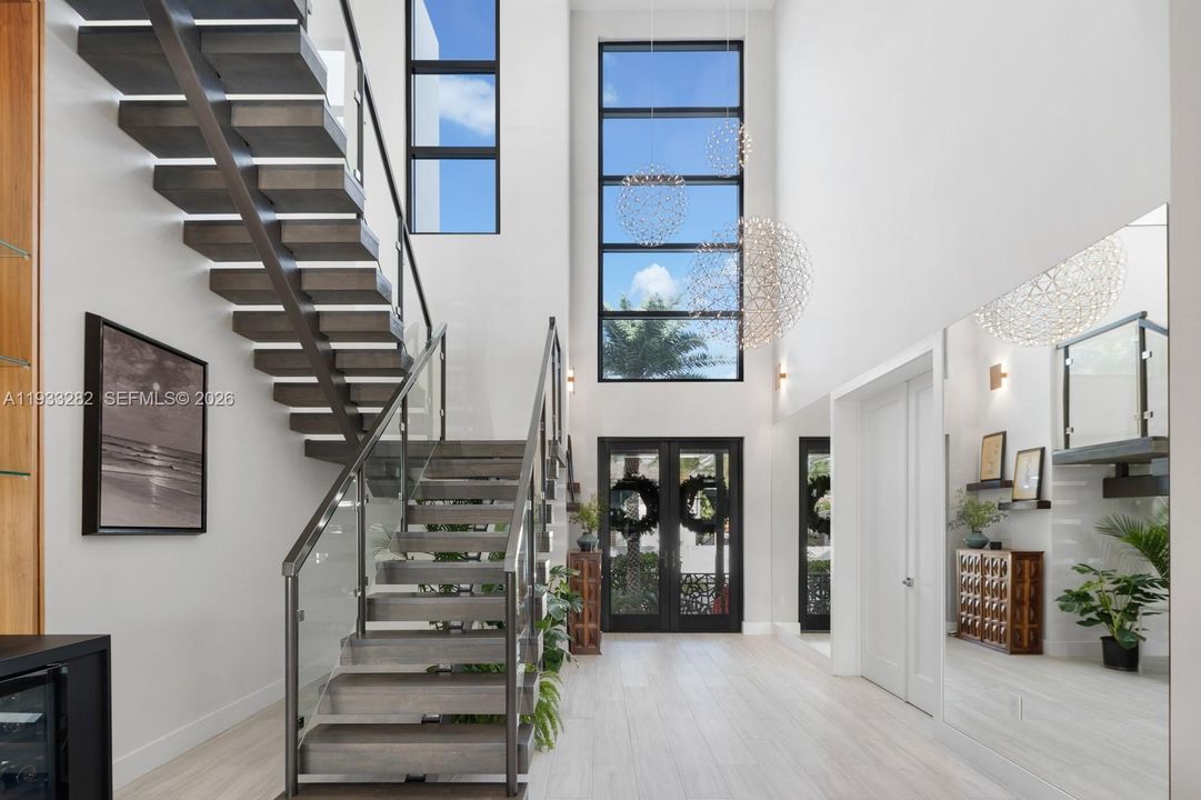 For Sale: $7,700,000 (6 beds, 7 baths, 4854 Square Feet)