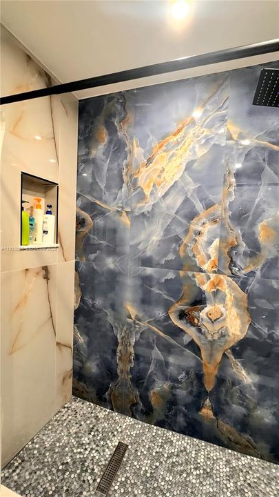 For Sale: $389,457 (2 beds, 2 baths, 1470 Square Feet)