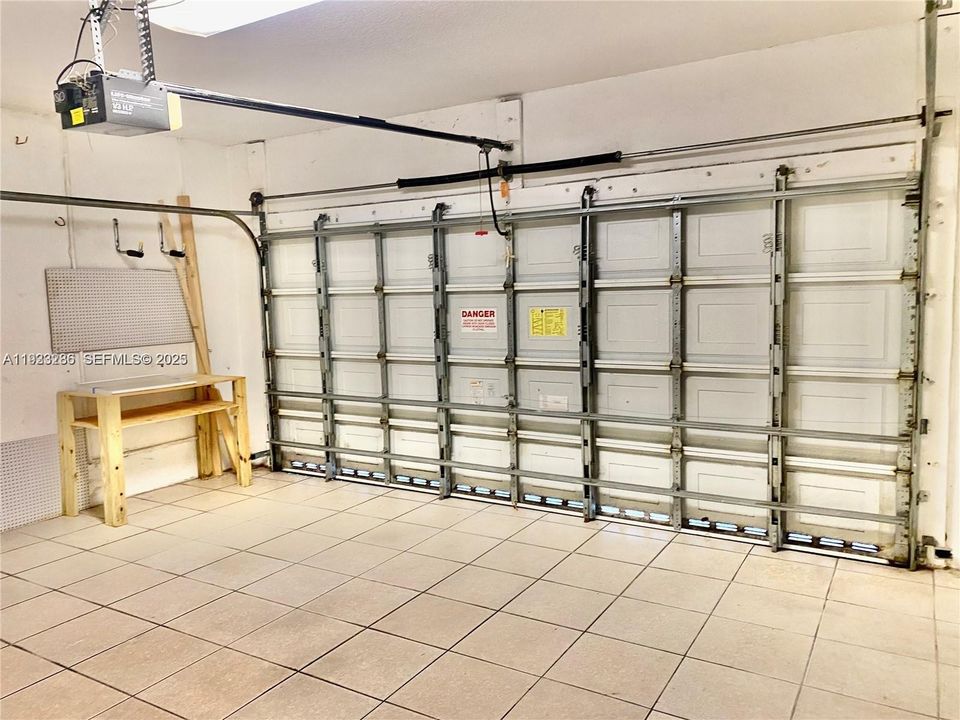 En Renta: $4,700 (4 camas, 2 baños, 2186 Pies cuadrados)