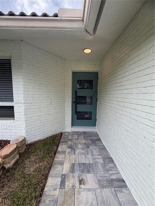 На продажу: $749,000 (4 спален, 2 ванн, 2036 Квадратных фут)