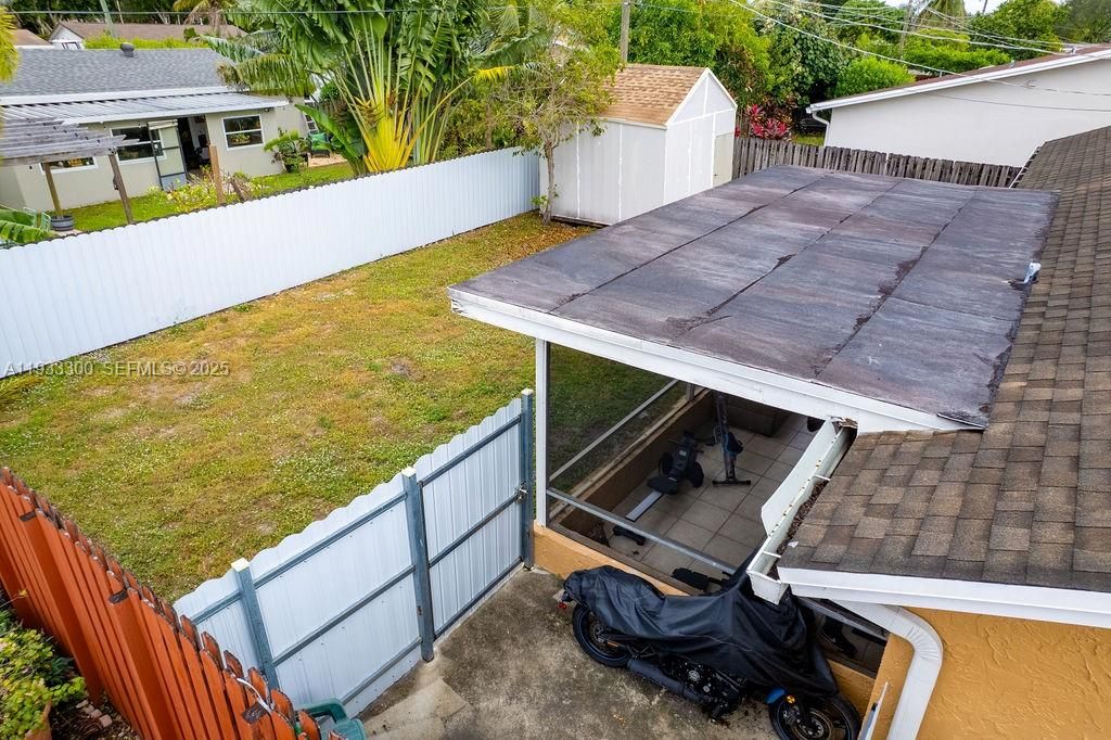 For Sale: $525,000 (3 beds, 3 baths, 1119 Square Feet)