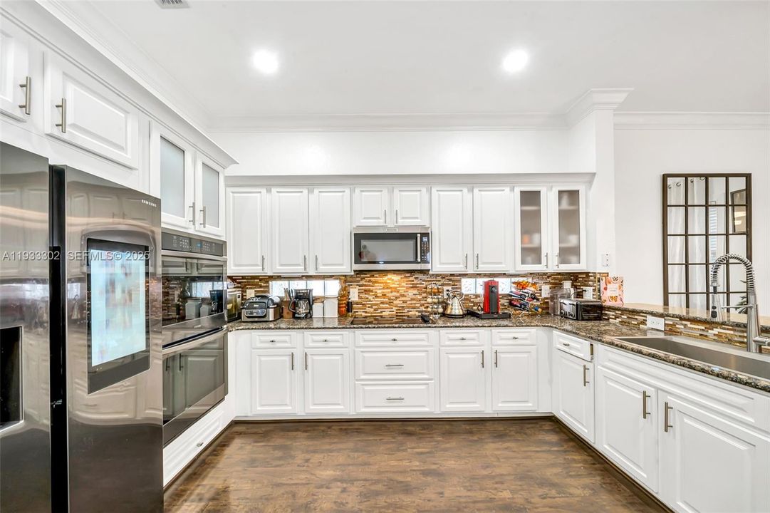 На продажу: $899,000 (5 спален, 3 ванн, 3106 Квадратных фут)