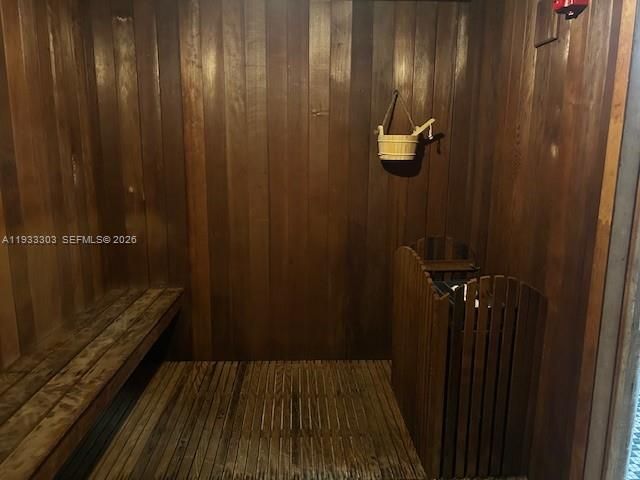 На продажу: $340,000 (2 спален, 2 ванн, 1192 Квадратных фут)