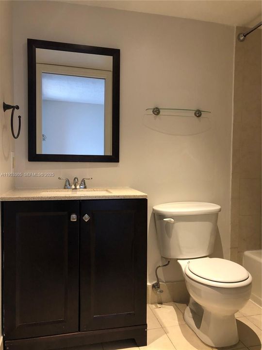 For Sale: $257,500 (2 beds, 2 baths, 965 Square Feet)