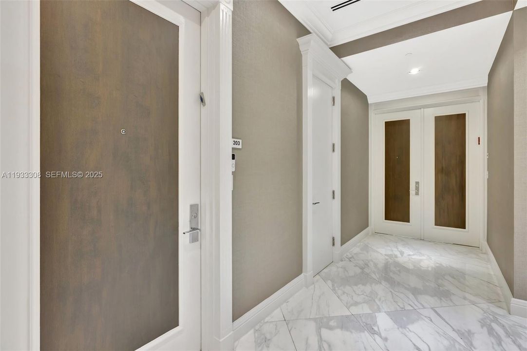 Activo con contrato: $375,000 (1 camas, 1 baños, 1180 Pies cuadrados)