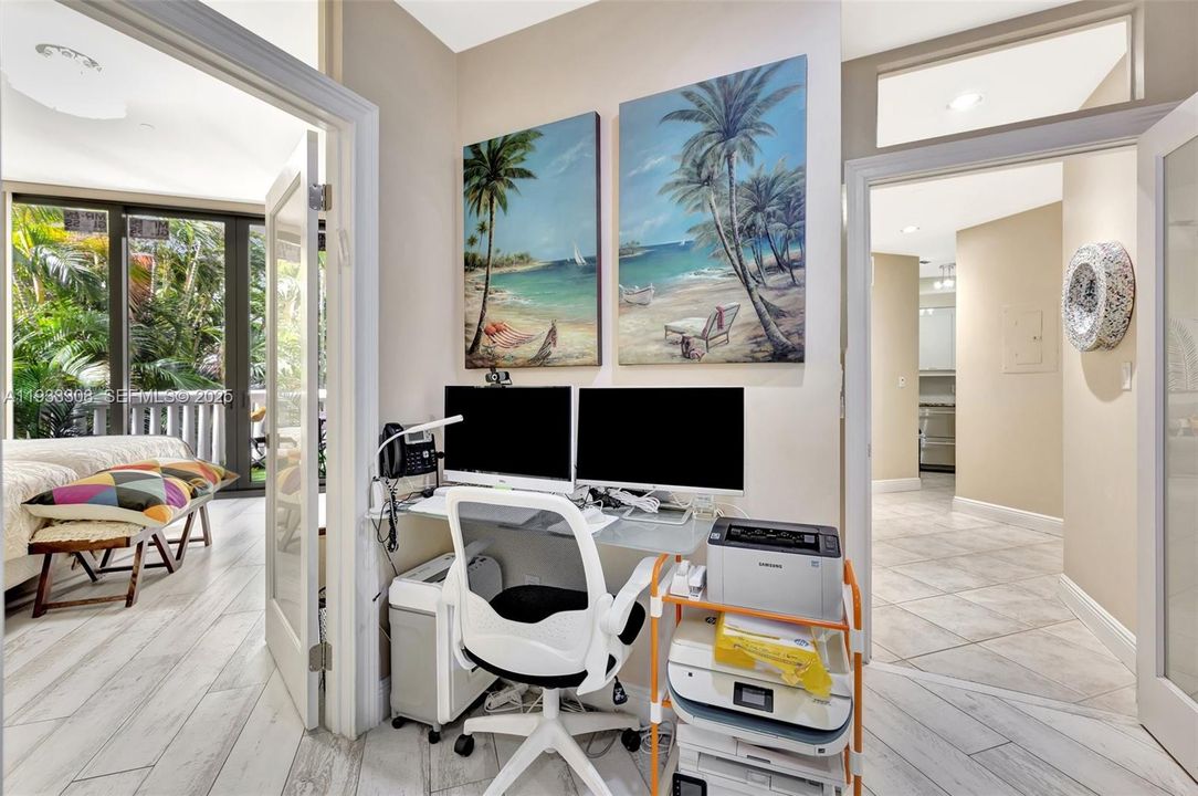 Activo con contrato: $375,000 (1 camas, 1 baños, 1180 Pies cuadrados)