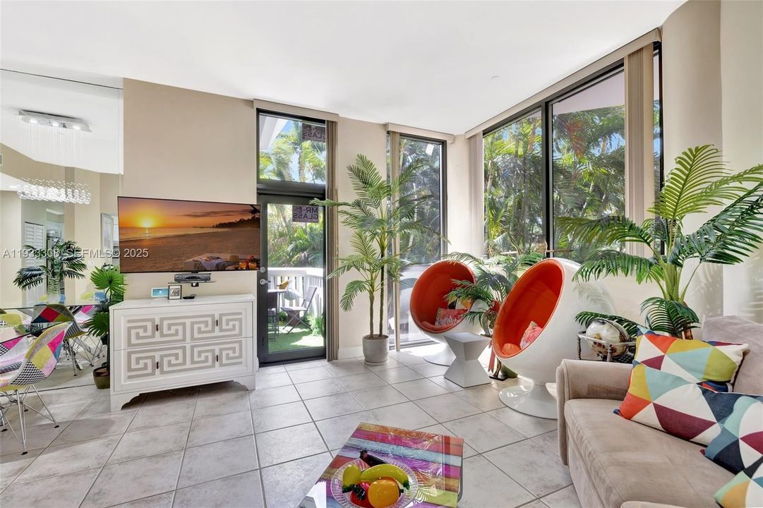 Activo con contrato: $375,000 (1 camas, 1 baños, 1180 Pies cuadrados)