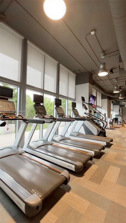 For Sale: $1,680,000 (4 beds, 4 baths, 2252 Square Feet)