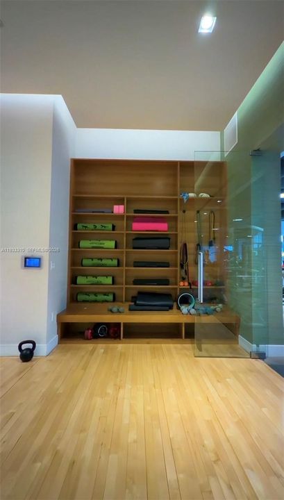 For Sale: $1,680,000 (4 beds, 4 baths, 2252 Square Feet)