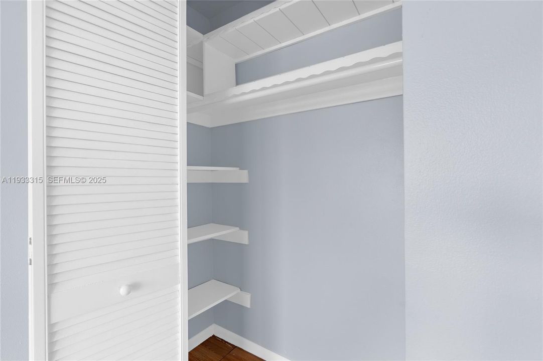 出租: $1,495 (1 贝兹, 1 浴室, 825 平方英尺)